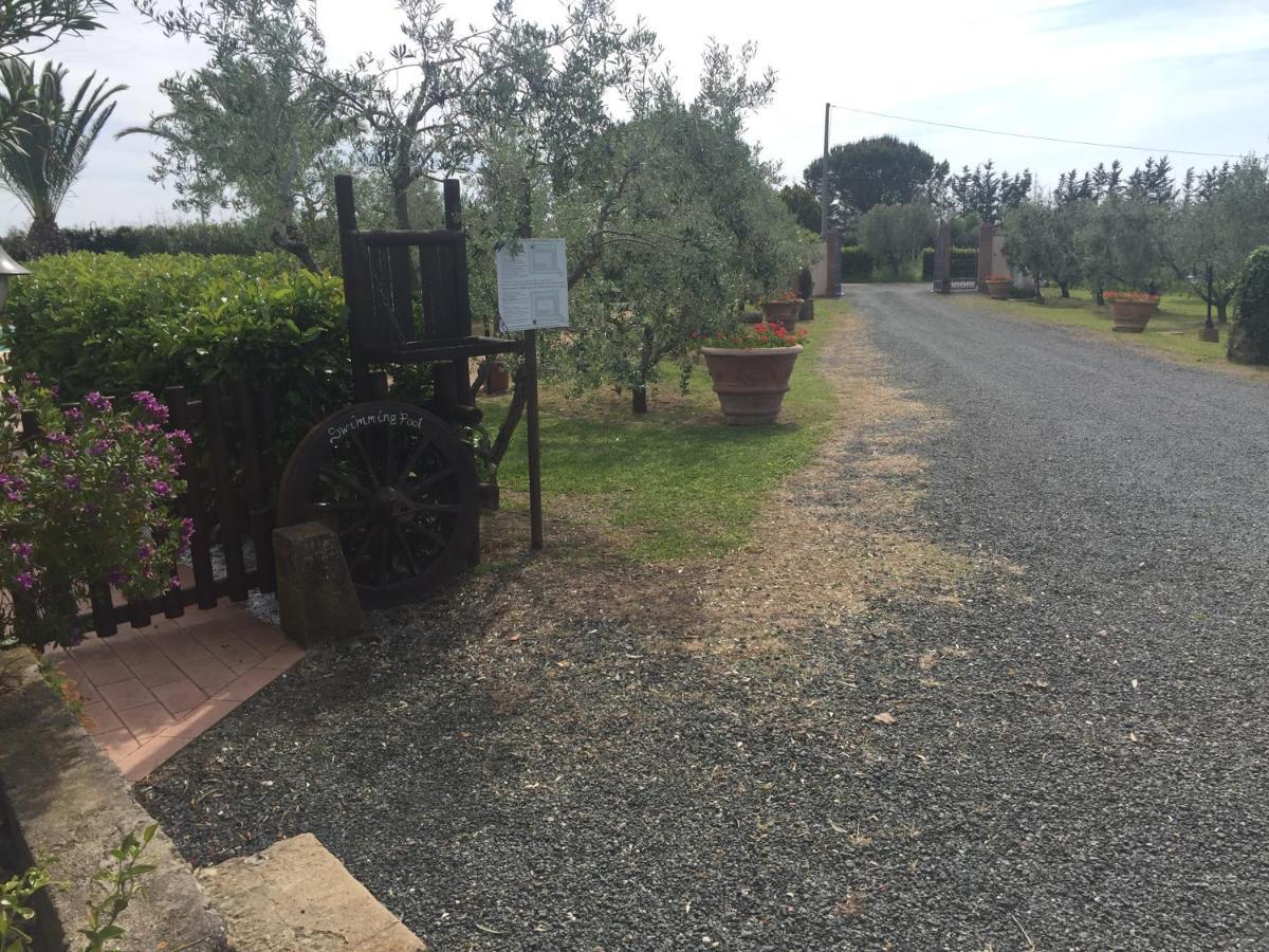 Le Macine Villa Cecina  Buitenkant foto